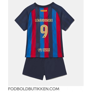 Barcelona Robert Lewandowski #9 Hjemmebanetrøje Børn 2022-23 Kortærmet (+ Korte bukser)